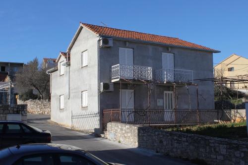  Apartments with a parking space Supetar, Brac - 6036 in Supetar