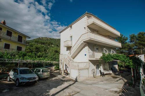  Apartments by the sea Marina, Trogir - 5968 in Marina