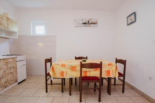 Apartments by the sea Marina Trogir - 5968 - image 11