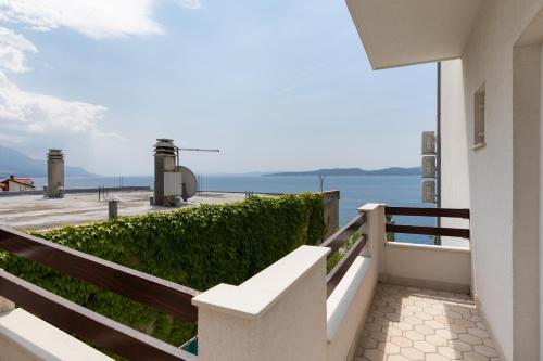 Apartment Pisak 5975c - image 9