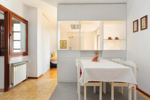 Two-Bedroom Apartment with Terrace image 6