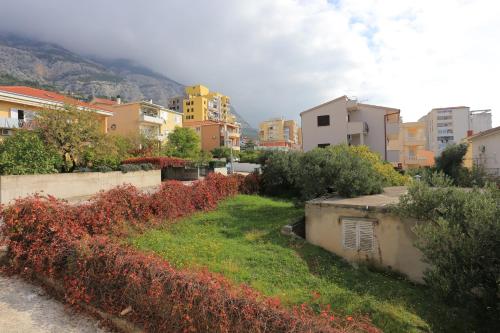Apartments with a parking space Makarska - 5984 - image 13