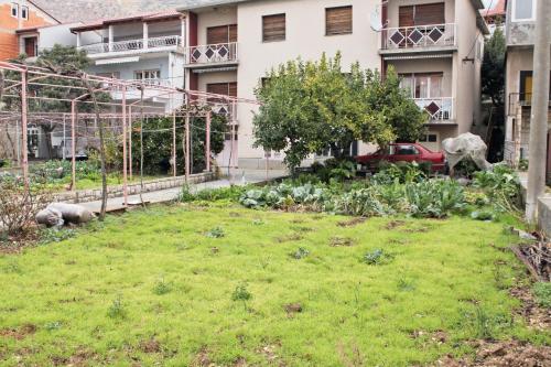 Apartments by the sea Sumpetar Omis - 5983 - image 3