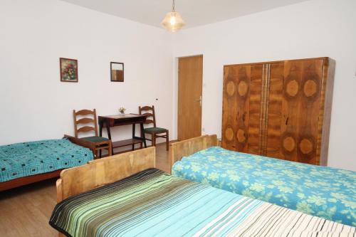 Three-Bedroom Apartment with Terrace image 10
