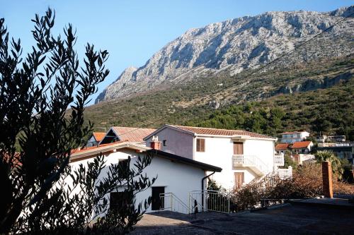 Apartments with a parking space Podaca Makarska - 6055 - main image