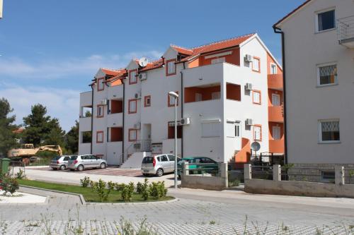  Apartments with a parking space Vodice - 6183, Pension in Vodice