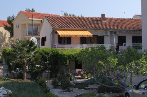 Apartments by the sea Zaboric, Sibenik - 6097