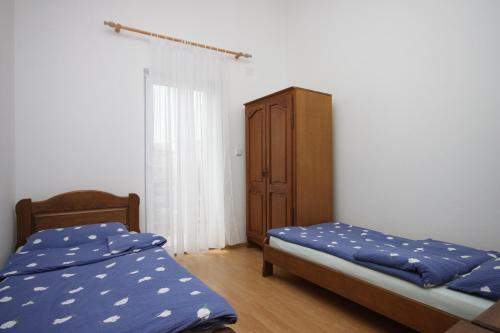Apartments with a parking space Razanac Zadar - 6142 - image 3