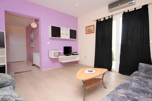 Apartments by the sea Pakostane Biograd - 6161 - image 7