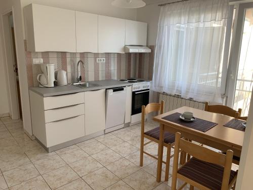 Apartment Rabac 7410d - image 13