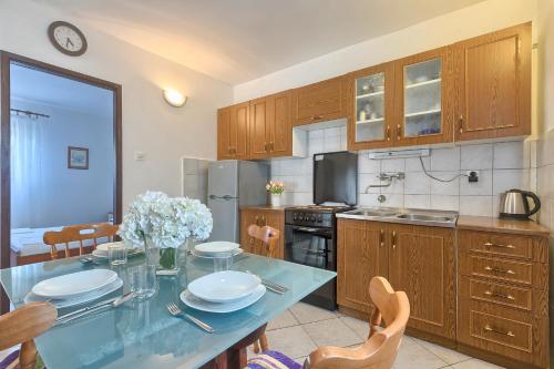 Apartments with a parking space Banjole Pula - 7487 - image 9