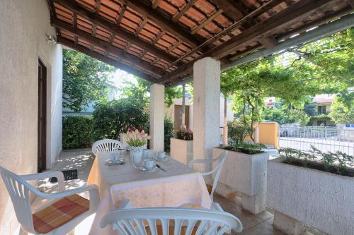 Apartments with a parking space Banjole Pula - 7487 - image 12