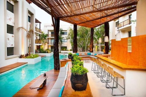 Private pool Access 2BR condo in the best location in Tulum by Happy Address