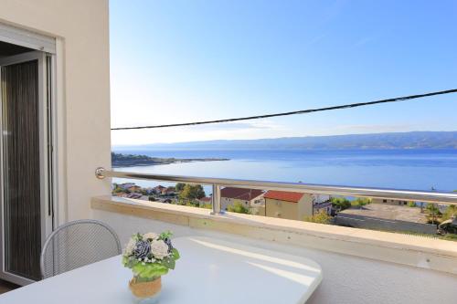 ทัศนียภาพ, Apartments with a parking space Mali Rat (Omis) - 7482 in ดูกิ รัต