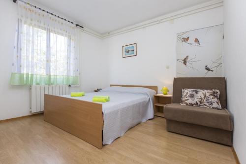 Apartment Vinez 7471a - image 8