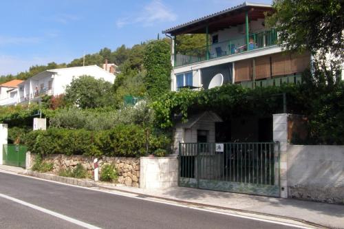  Apartments by the sea Seget Vranjica, Trogir - 7508 in Seget Vranjica