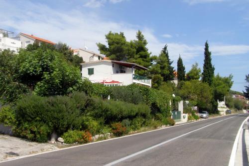  Apartments by the sea Seget Vranjica, Trogir - 7508 in Seget Vranjica
