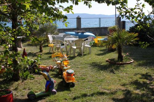 Family friendly seaside apartments Sukosan Zadar - 6133 - image 6