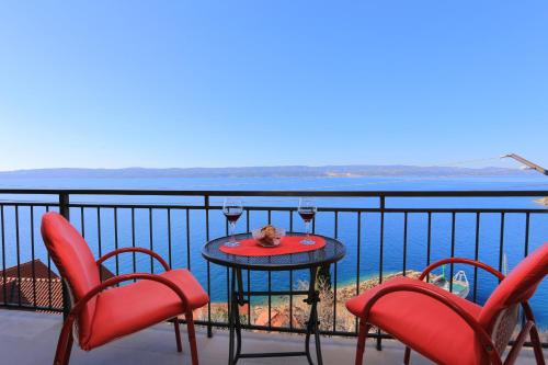 陽台/露台, Apartments by the sea Mimice, Omis - 7522 in 米美沙