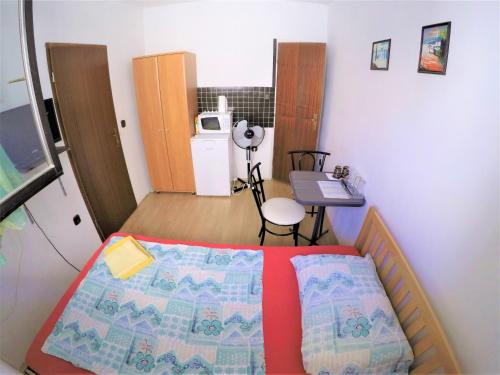 Apartments and rooms by the sea Bibinje Zadar - 6199 - main image