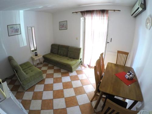 One-Bedroom Apartment with Terrace image 6