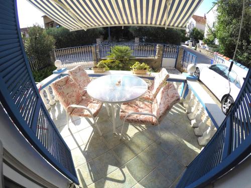 Apartments with a parking space Biograd na Moru Biograd - 6201 - image 2