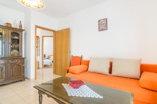 Apartment Arbanija 7543a - image 13