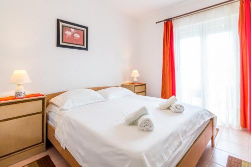 Apartments with a parking space Arbanija Ciovo - 7543 - main image