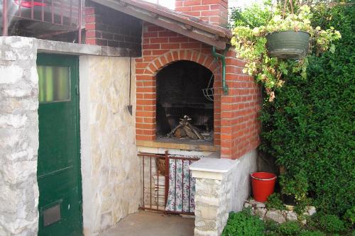 Holiday house with a parking space Mastrinka Ciovo - 7583 - image 14