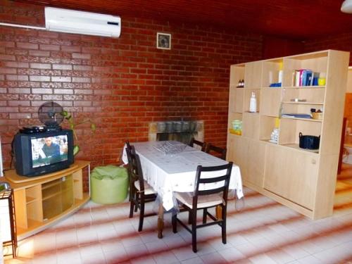 Apartments by the sea Mastrinka Ciovo - 7582 - image 4