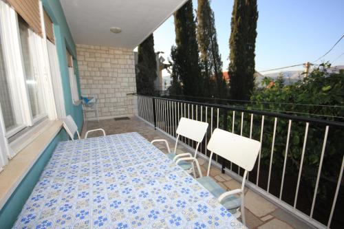 Apartments by the sea Mastrinka Ciovo - 7582 - image 7