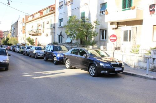 Apartments with WiFi Split - 7586 - image 10