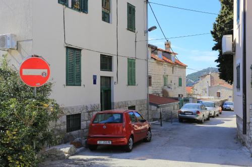 Apartments with WiFi Split - 7588 - image 11