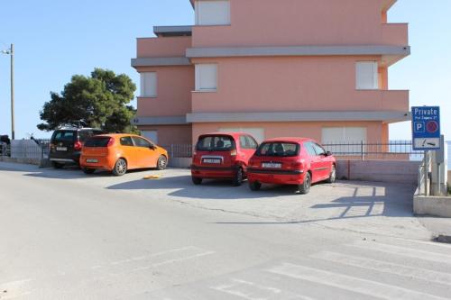 Apartments with a parking space Split - 7590 - image 7