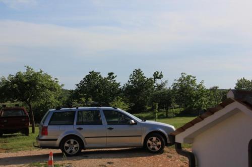 Apartments with a parking space Sveti Martin Central Istria - Sredisnja Istra - 7634 - image 14