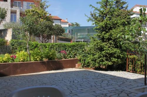 Apartments with a parking space Pula - 7647 - main image