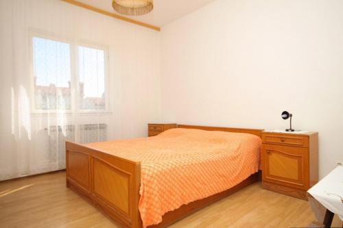 Apartments with a parking space Pula - 7647 - image 6