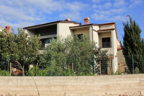 Apartments with a parking space Vinkuran, Pula - 7653 - Location saisonnière - Medulin