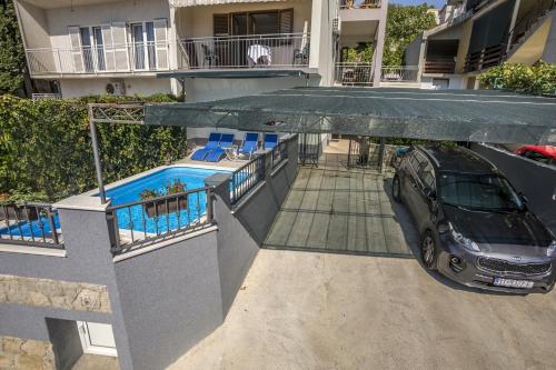 Family-friendly apartments with swimming pool Podstrana Split - 7539 - image 3