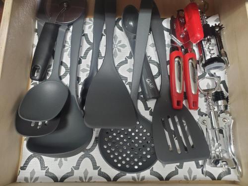 Spacious Centrally Located 3 Bed 2 Bath - Sleeps 8