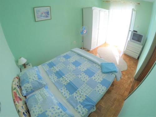 One-Bedroom Apartment with Balcony image 6
