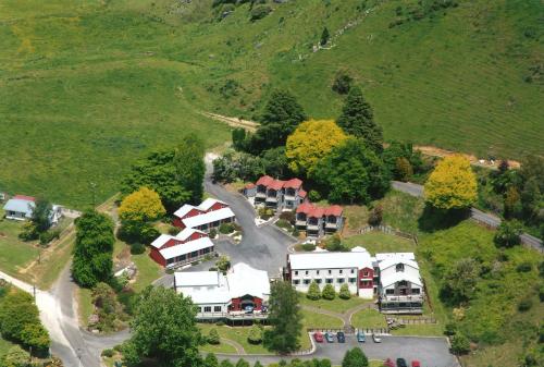 Waitomo Village Chalets home of Kiwipaka Waitomo