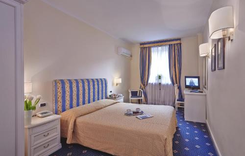 Hotel Napoleon, Řím (fotografie 4)