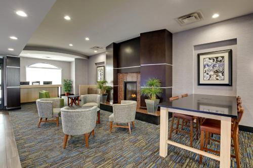 Holiday Inn Express Nashville-Opryland By IHG - 숙소 외관