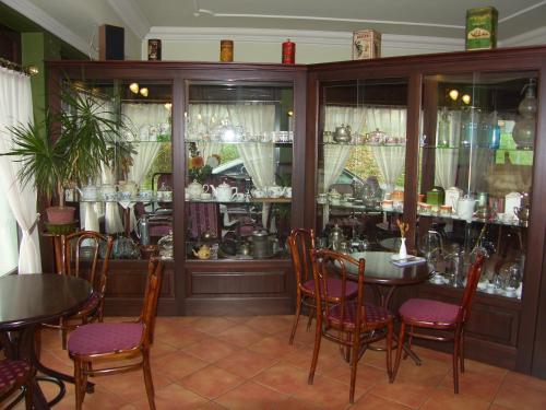 Adler Hotel - image 6