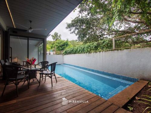 Aster by Hireavilla, 3BR Villa w Private Pool, Parra