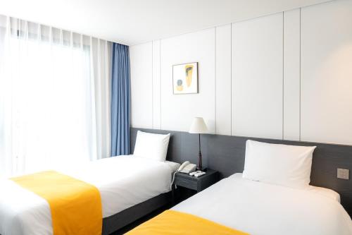 Seogwipo Hills Hotel Room Type - Standard Twin Room