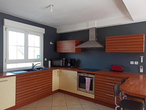 virtuve, Maison, 5km de la mer in Fontaine-Henry