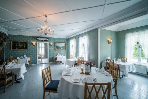 Ресторан, Gloppen Hotell - by Classic Norway Hotels in Сандейн