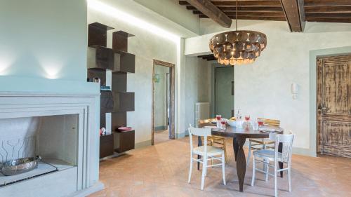 LE RESIDENZE DEI POTTI 12, Emma Villas